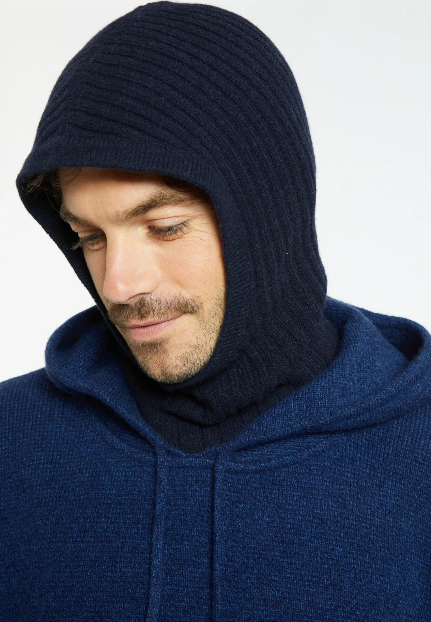 Montagut Accessoires-Cagoule unisexe cachemire et laine - Gala 05-Bleu marine