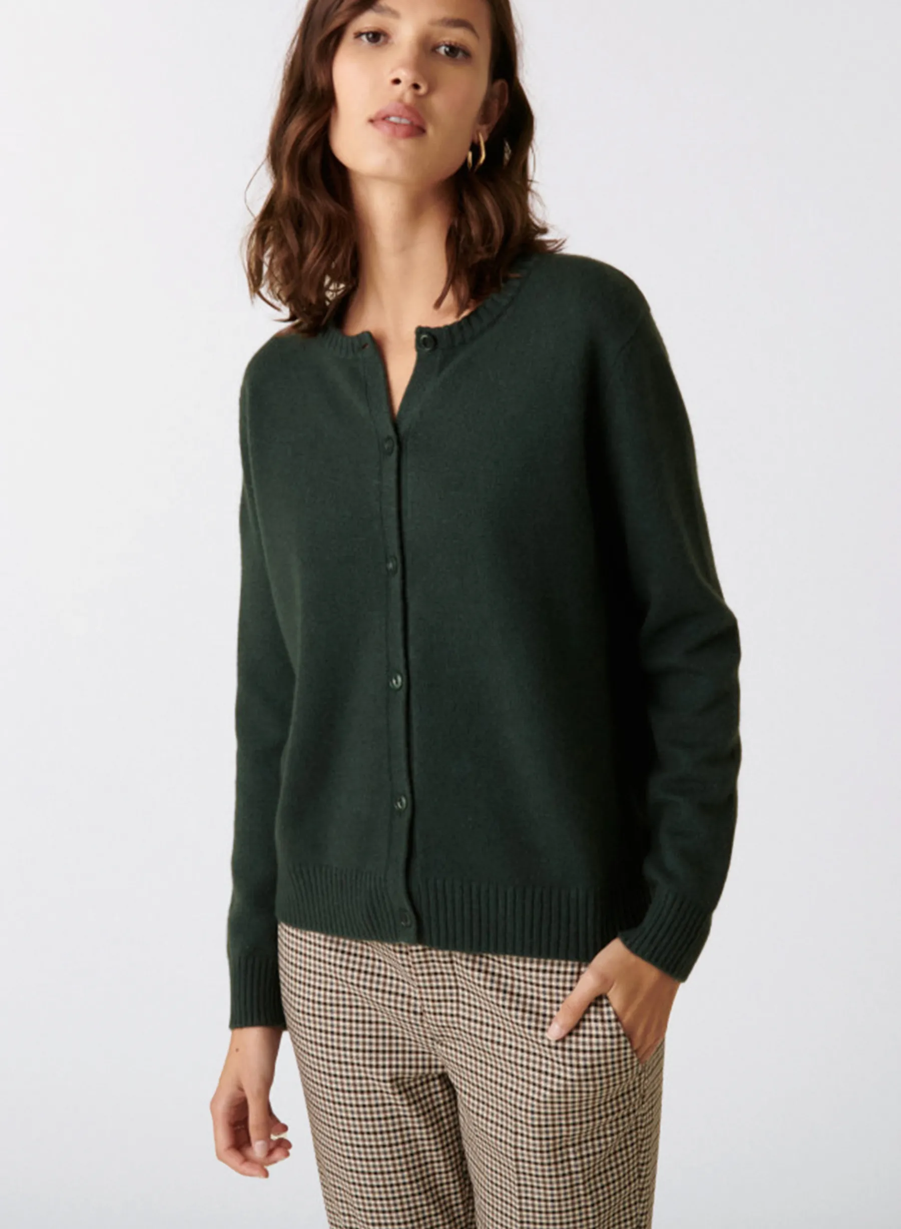 Montagut Les Incontournables-Cardigan en cachemire col rond boutonné - Adelys 21-Vert foncé