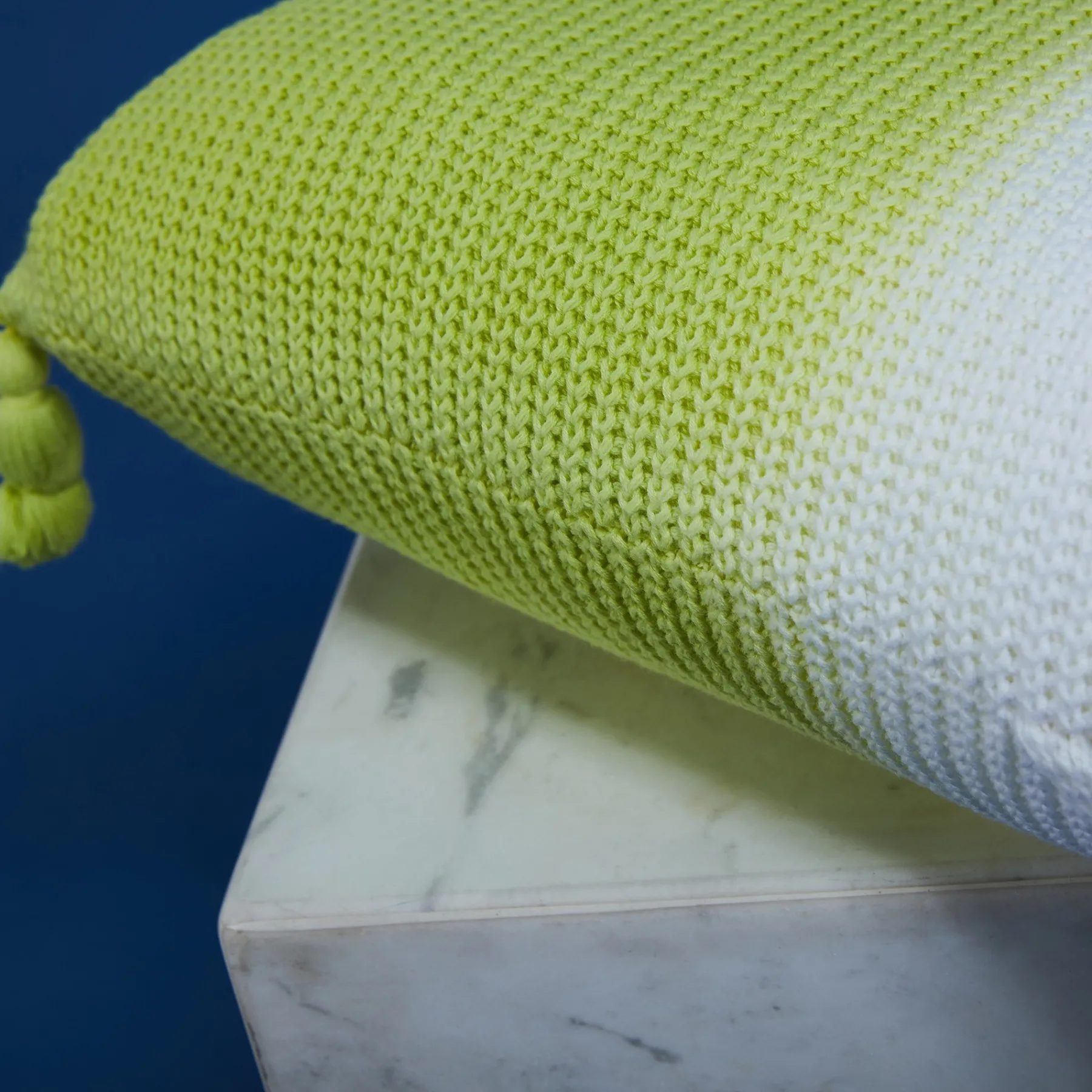 Montagut Coussins Et Plaids-Coussin effet tye and dye 90-Vert anis