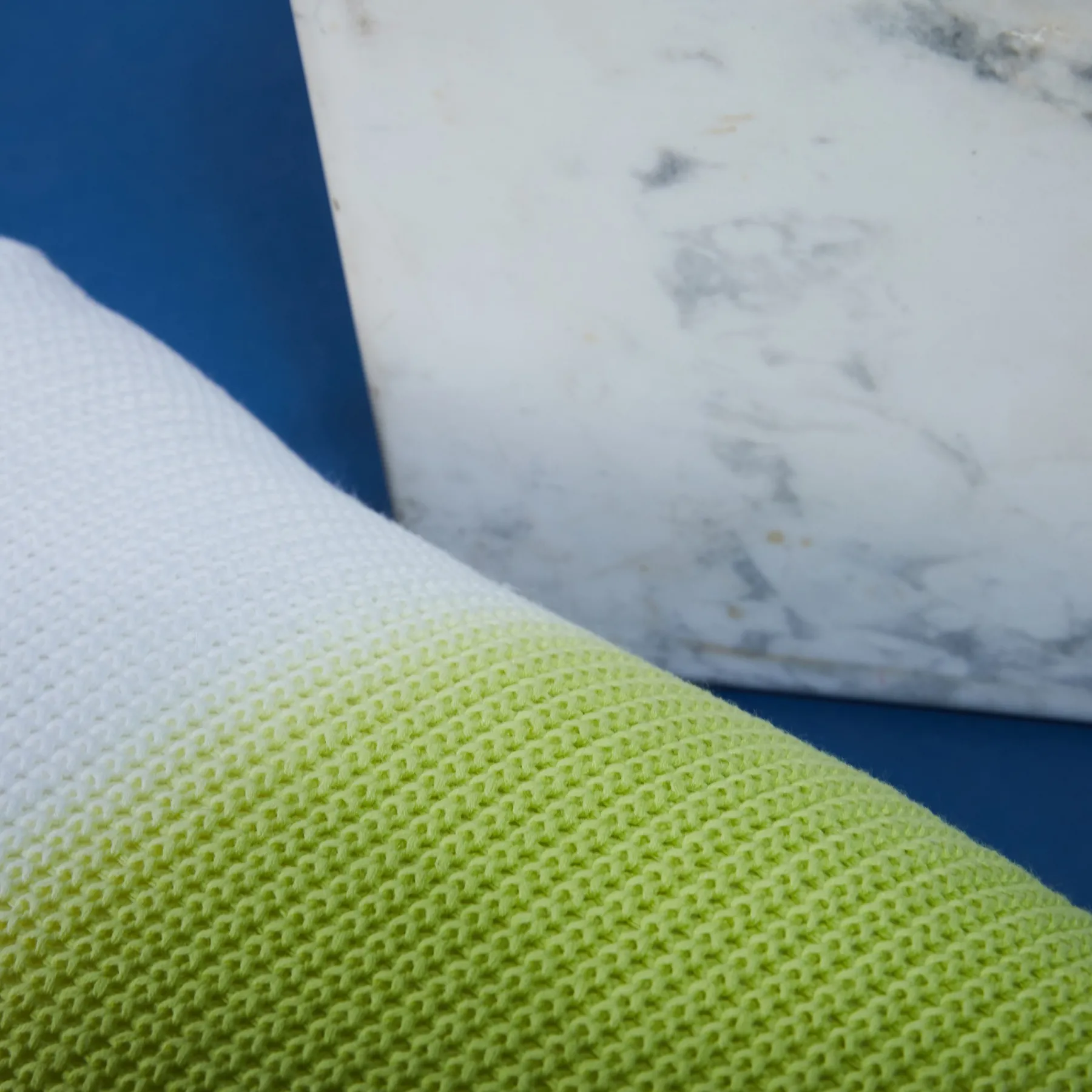 Montagut Coussins Et Plaids-Coussin effet tye and dye 90-Vert anis