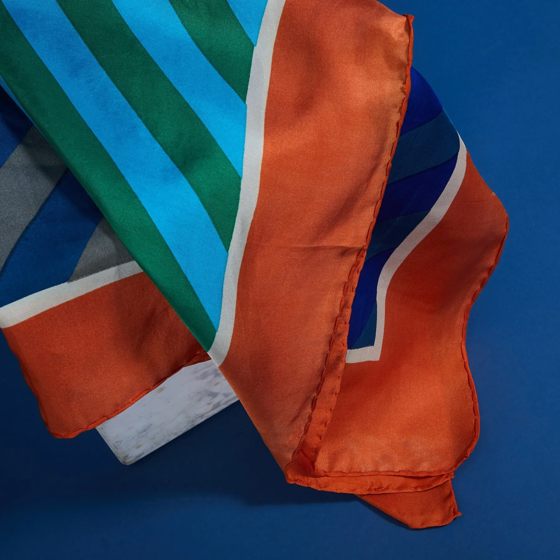 Montagut Accessoires-Foulard 100% soie - Florine 06-Bleu moyen