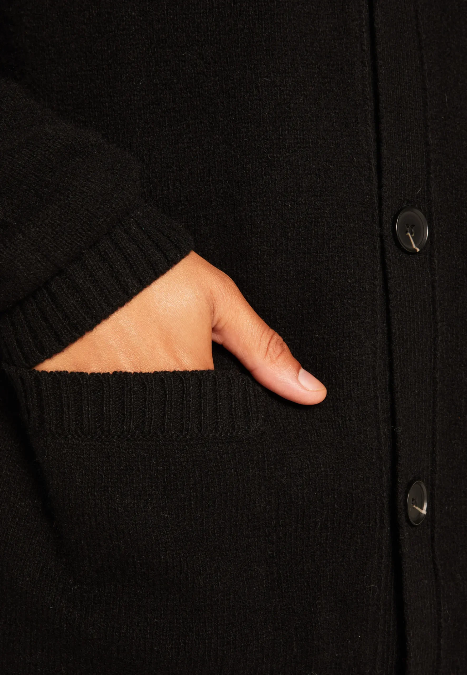 Montagut Vestes Et Cardigans-Gilet boutonné en cachemire mélangé - Titouan 01-Noir