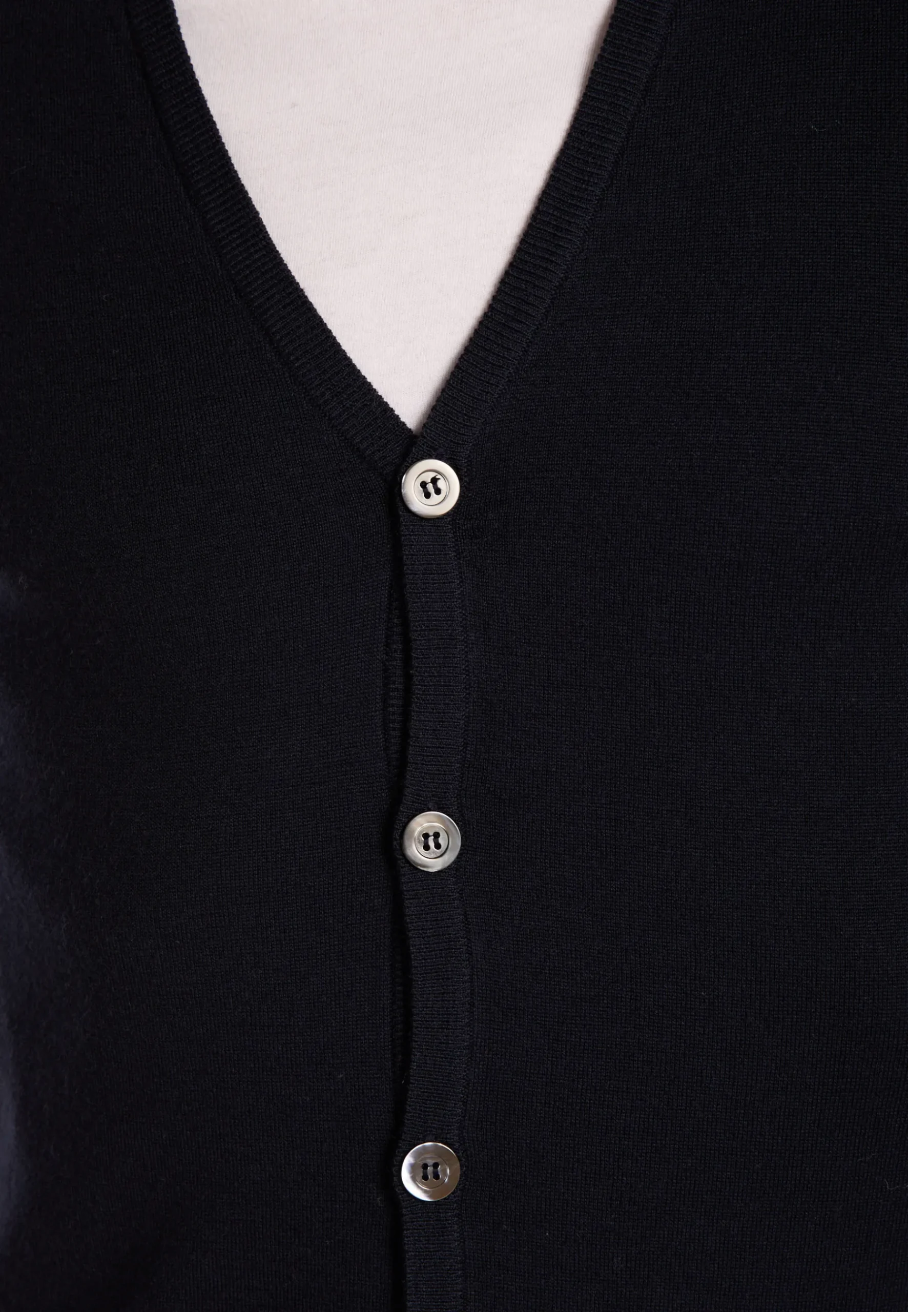 Montagut Vestes Et Cardigans-Gilet boutonné en laine mérinos - Etienne 05-Bleu marine