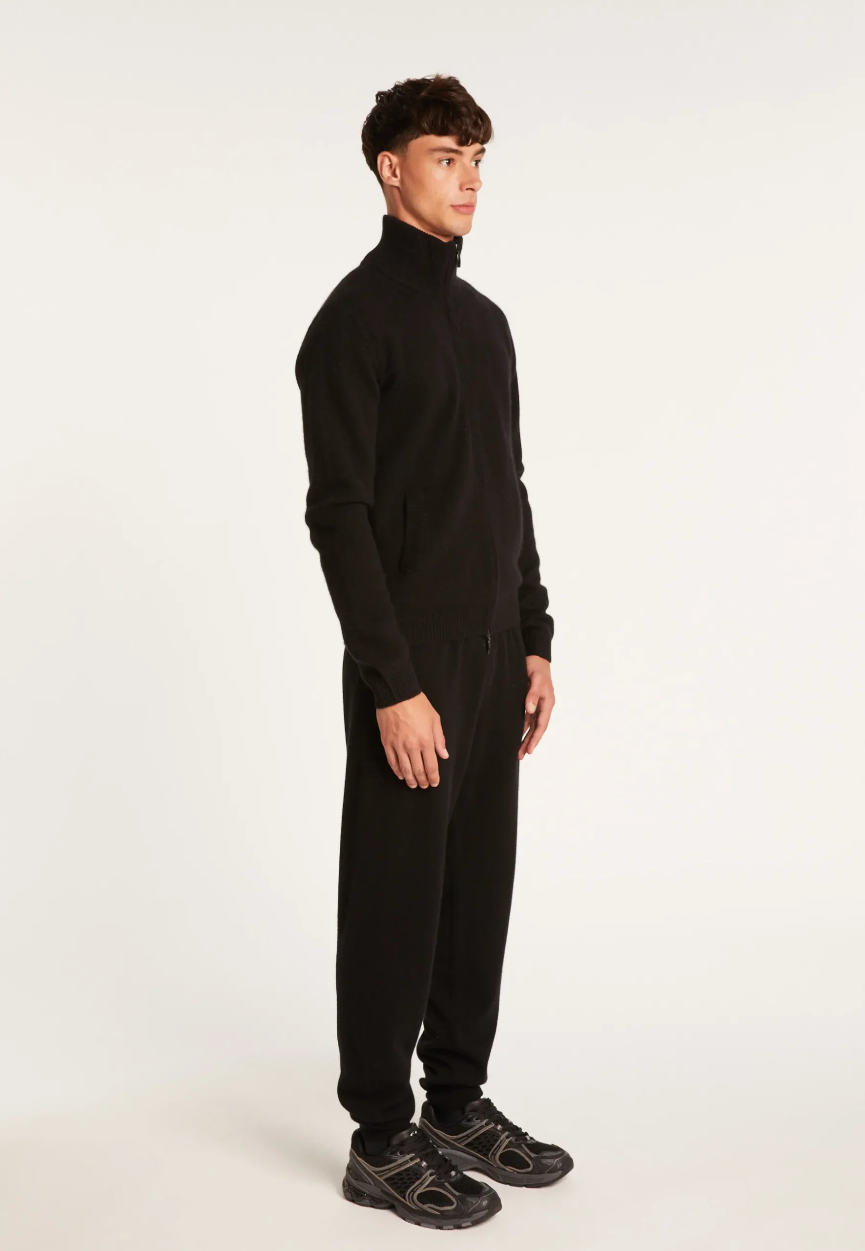 Montagut Vestes Et Cardigans-Gilet zippé cachemire 4 fils - Balthazar 01-Noir