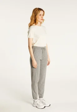 Montagut Les Incontournables-Pantalon à poches en cachemire - Adia 11-Gris clair