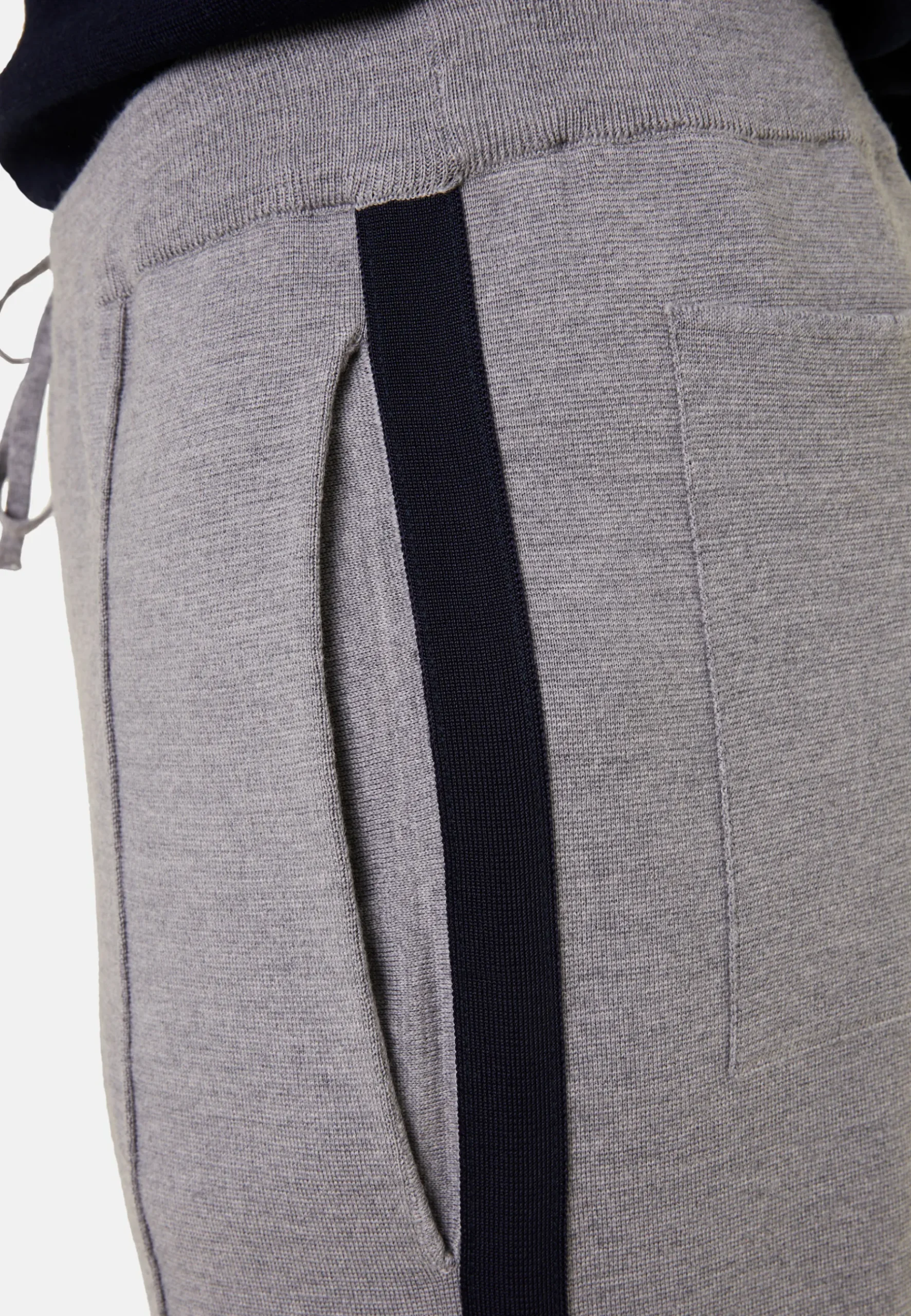 Montagut Pantalons Et Shorts-Pantalon à poches en laine mérinos et Fil Lumière - Franck 09-Gris moyen