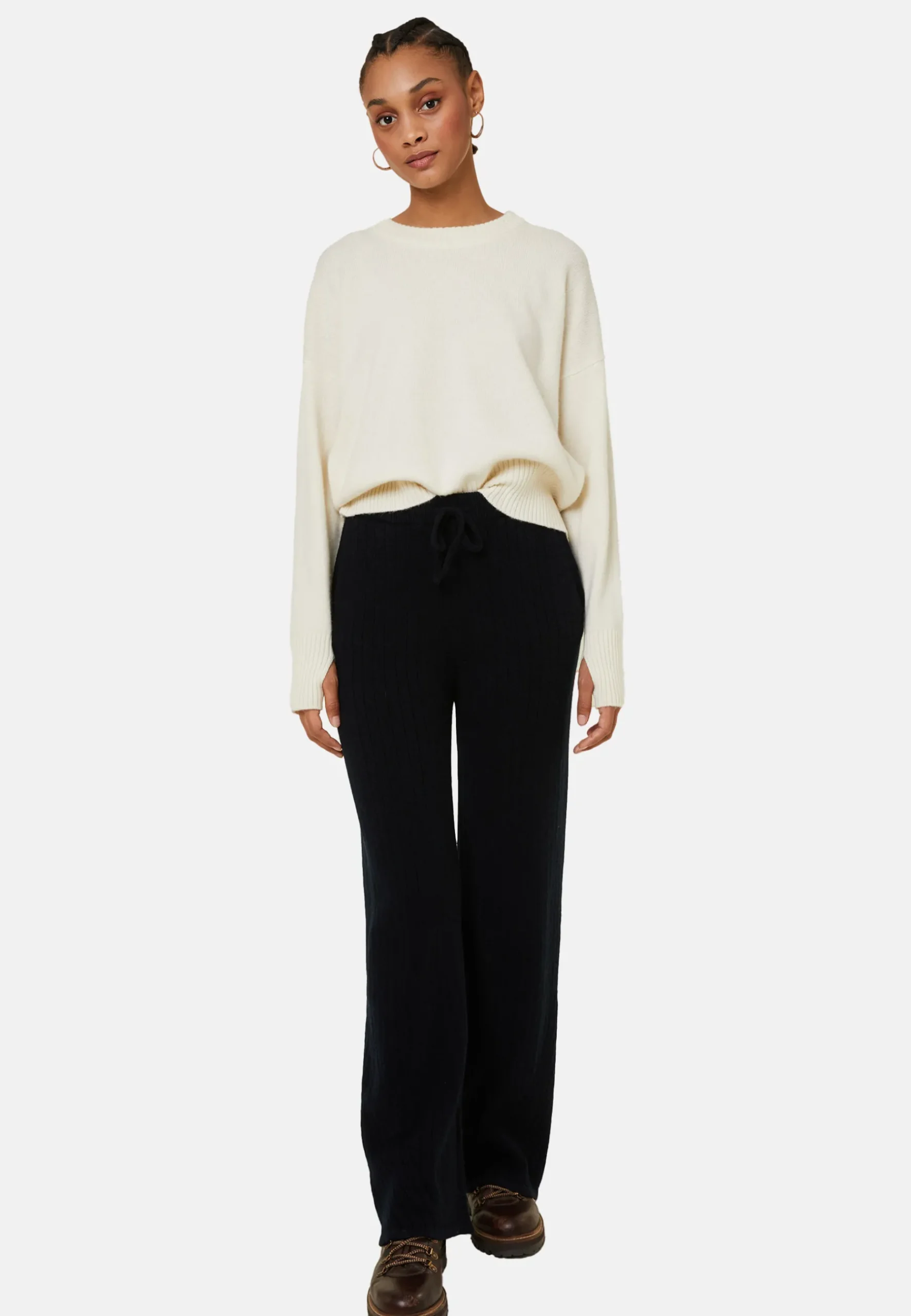 Montagut Pantalons Et Shorts-Pantalon fluide en laine et cachemire - Galya 05-Bleu marine
