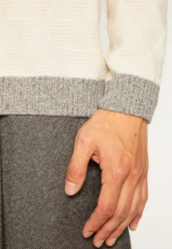 Montagut Pulls-Pull à motifs laine et cachemire - Samir 82-Ecru