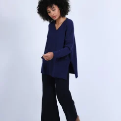 Montagut Les Incontournables-Pull ample col V en cachemire - Olyvia 75-Bleu nuit