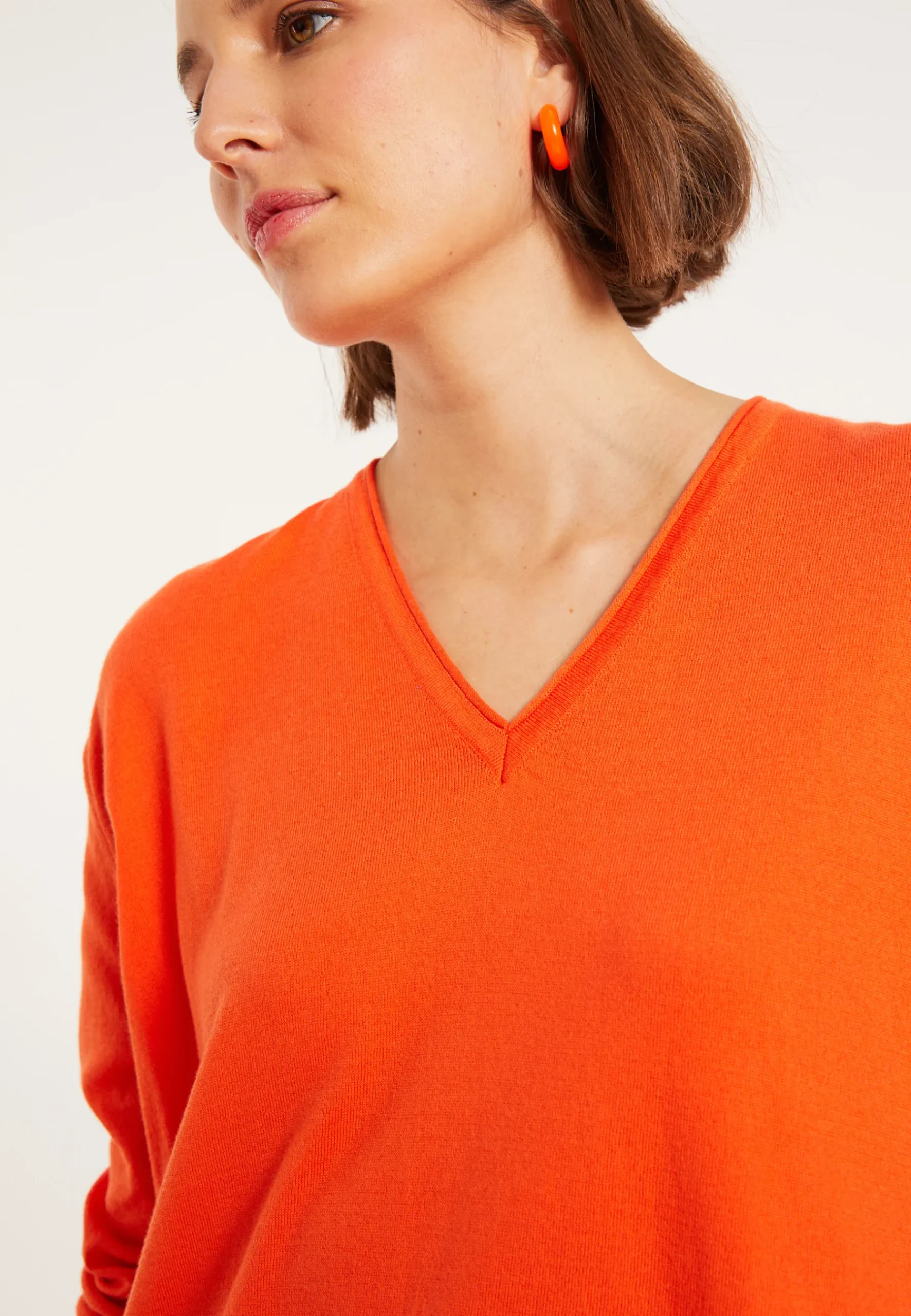 Montagut Pulls-Pull ample col V en coton - Meve 15-Orange