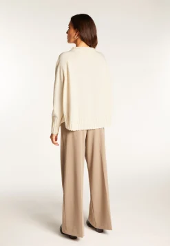 Montagut Pulls-Pull ample en laine - Vivienne 82-Ecru