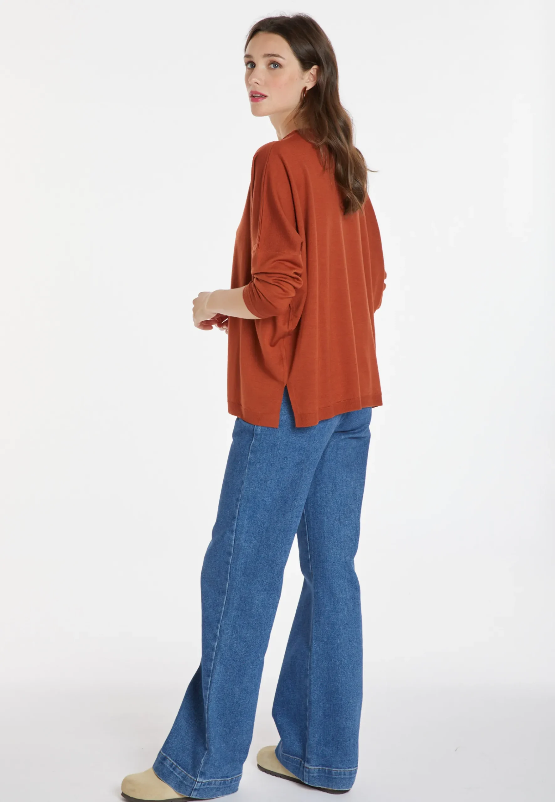Montagut Les Incontournables-Pull ample fin en laine mérinos - Azel 92-Rouille