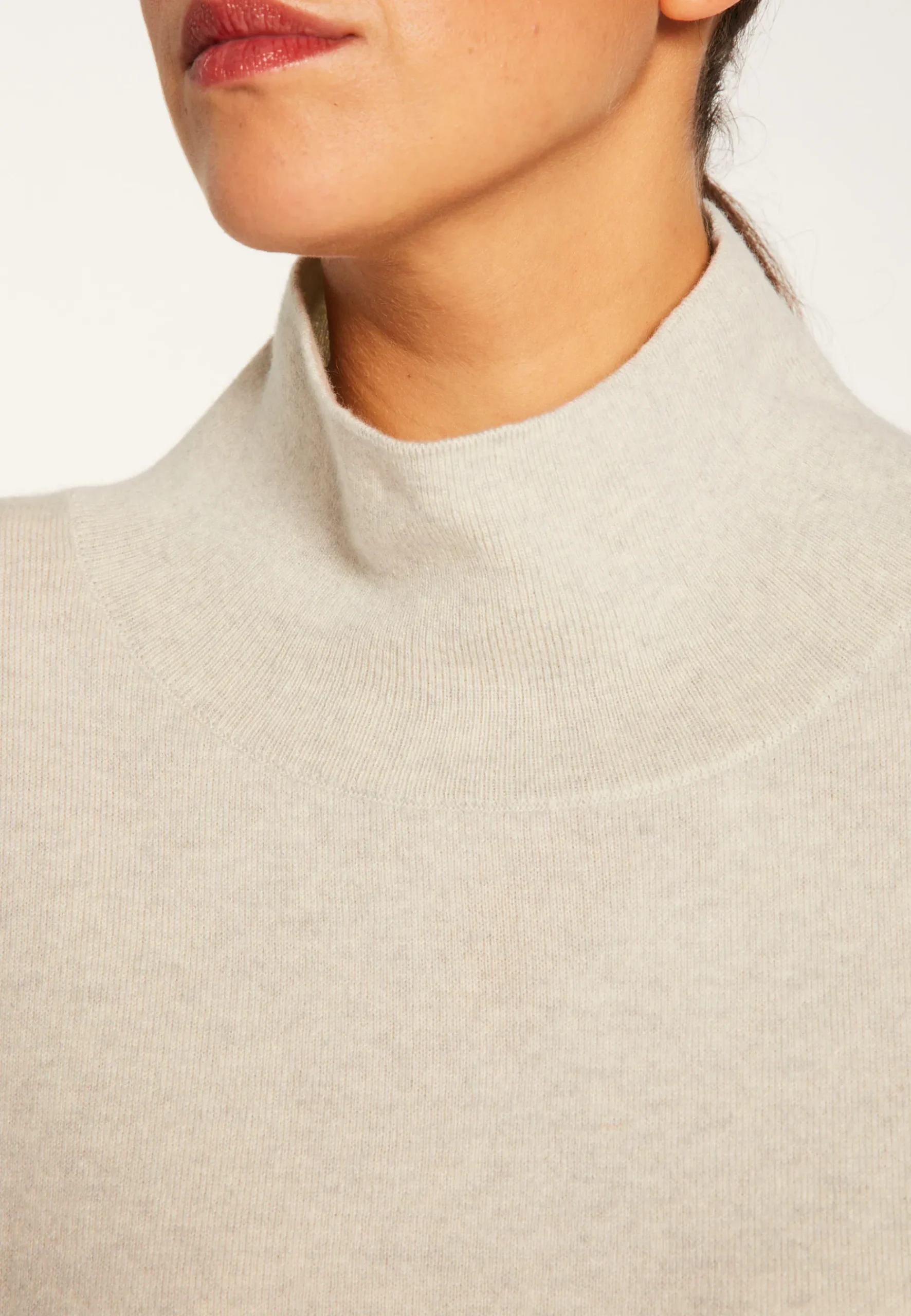 Montagut Les Incontournables-Pull col montant en cachemire - Athena 11-Gris clair