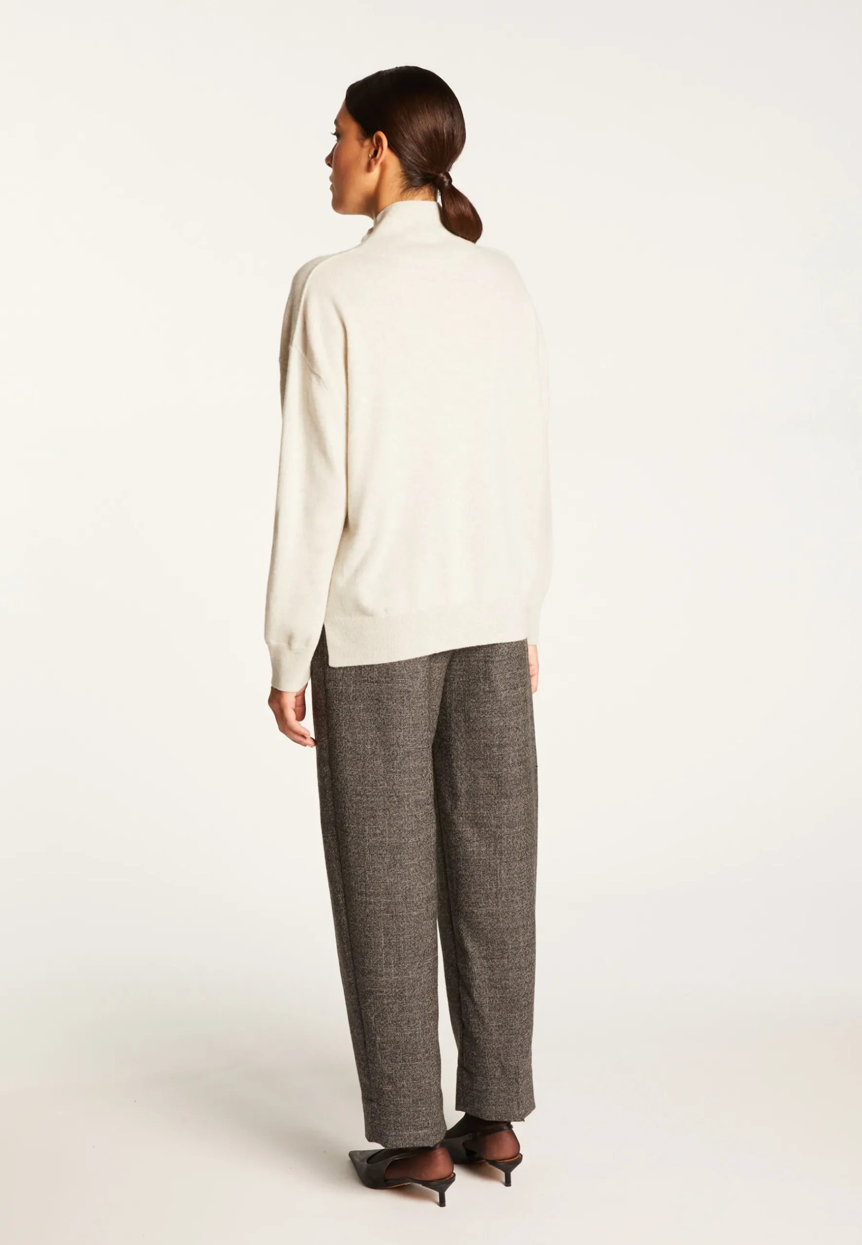 Montagut Les Incontournables-Pull col montant en cachemire - Athena 11-Gris clair