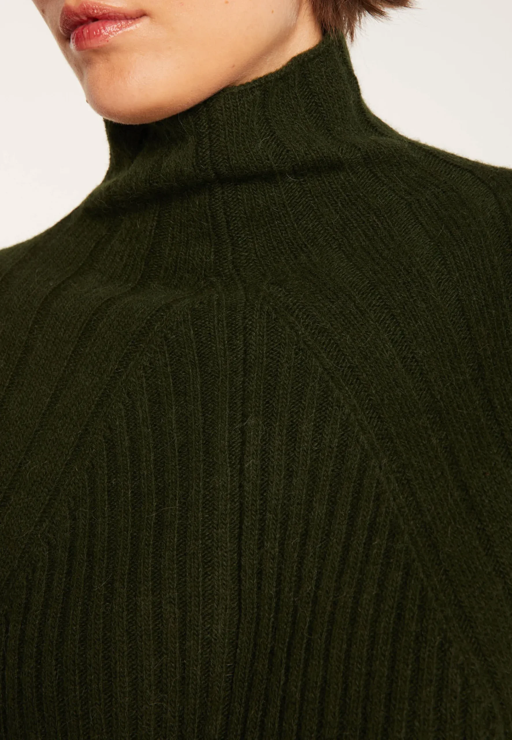 Montagut Pulls-Pull col montant en laine & alpaga - Syllia 21-Vert foncé