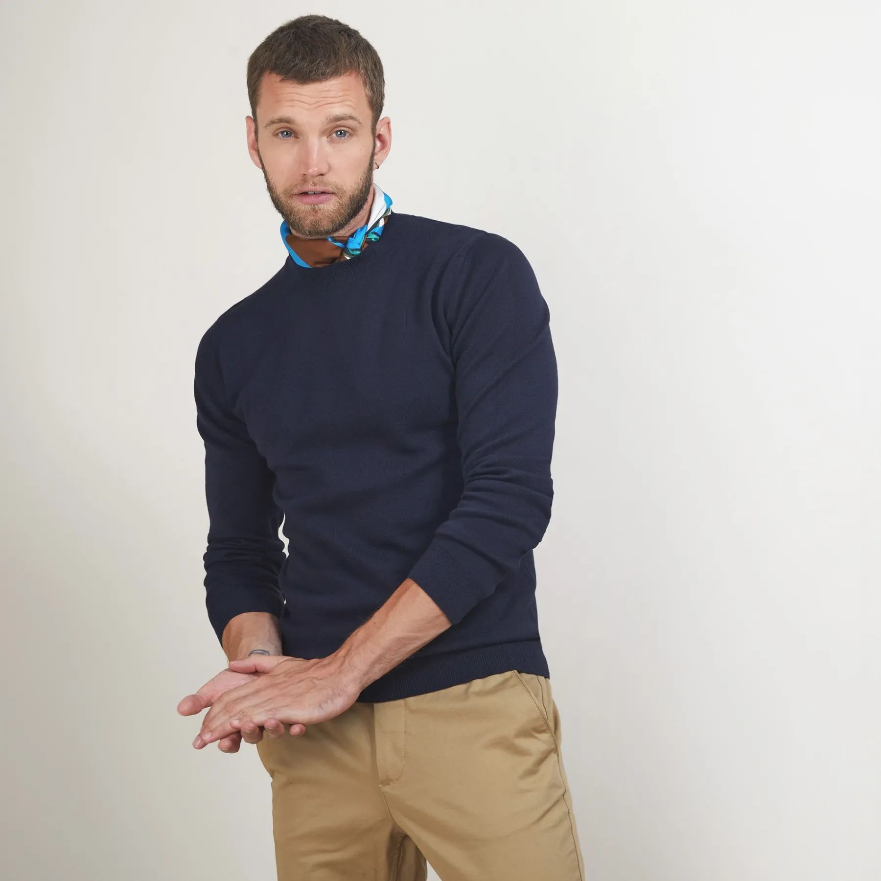 Montagut Pulls-Pull col rond en coton cachemire - Burton 05-Bleu marine