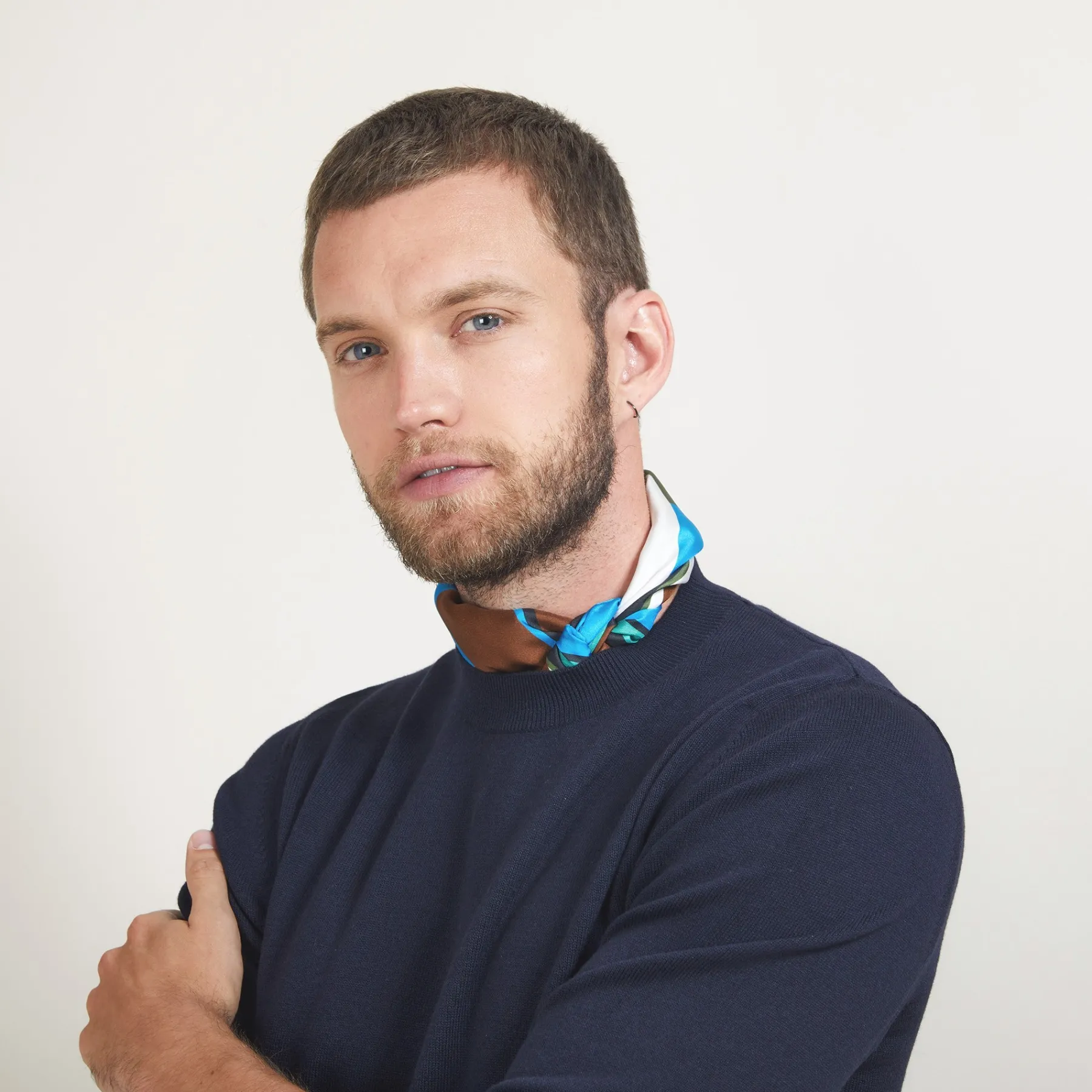 Montagut Pulls-Pull col rond en coton cachemire - Burton 05-Bleu marine