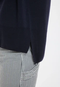 Montagut Les Incontournables-Pull col roulé à fentes laine mérinos - Amy 05-Bleu marine