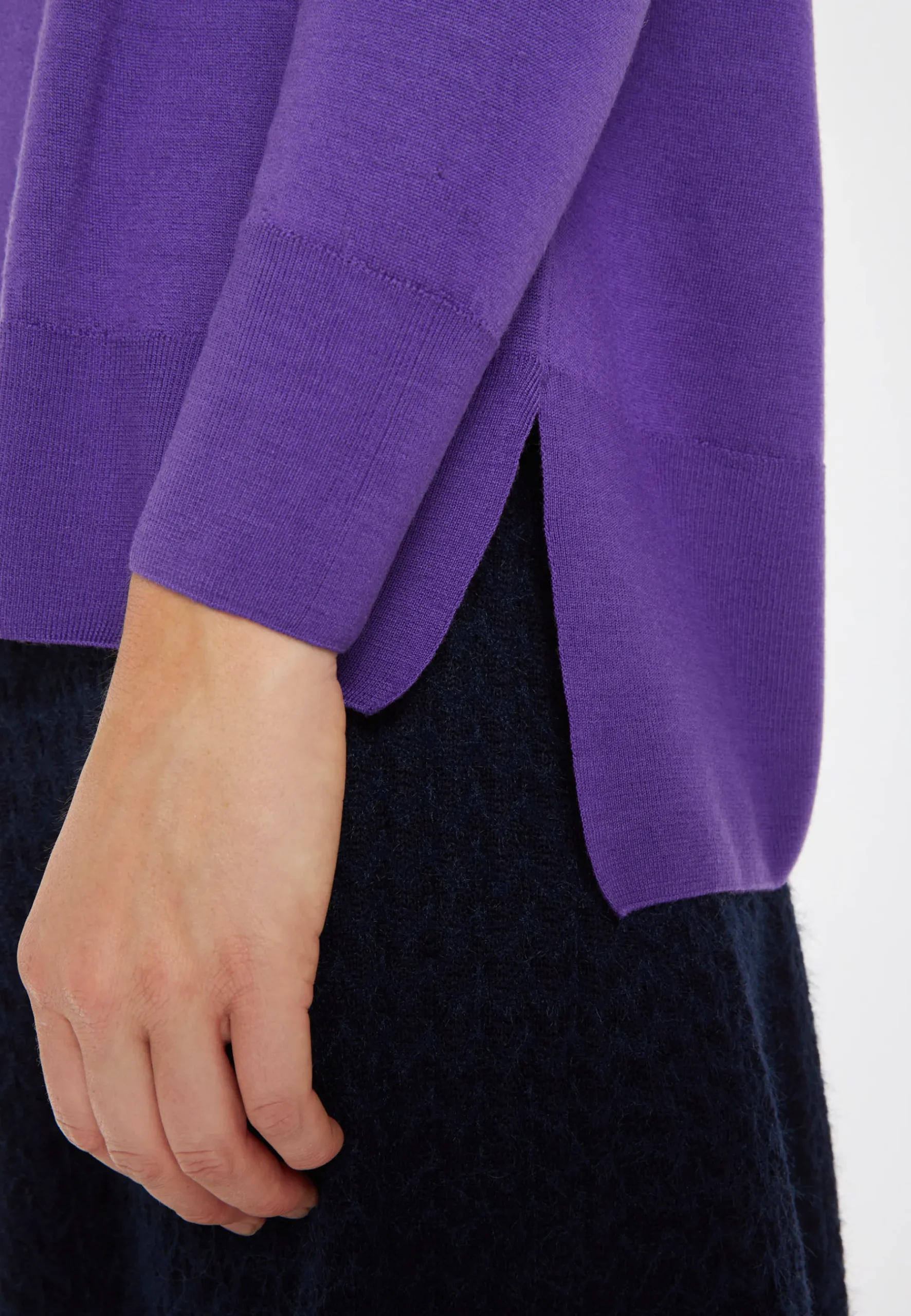 Montagut Les Incontournables-Pull col roulé à fentes laine mérinos - Amy 17-Violet