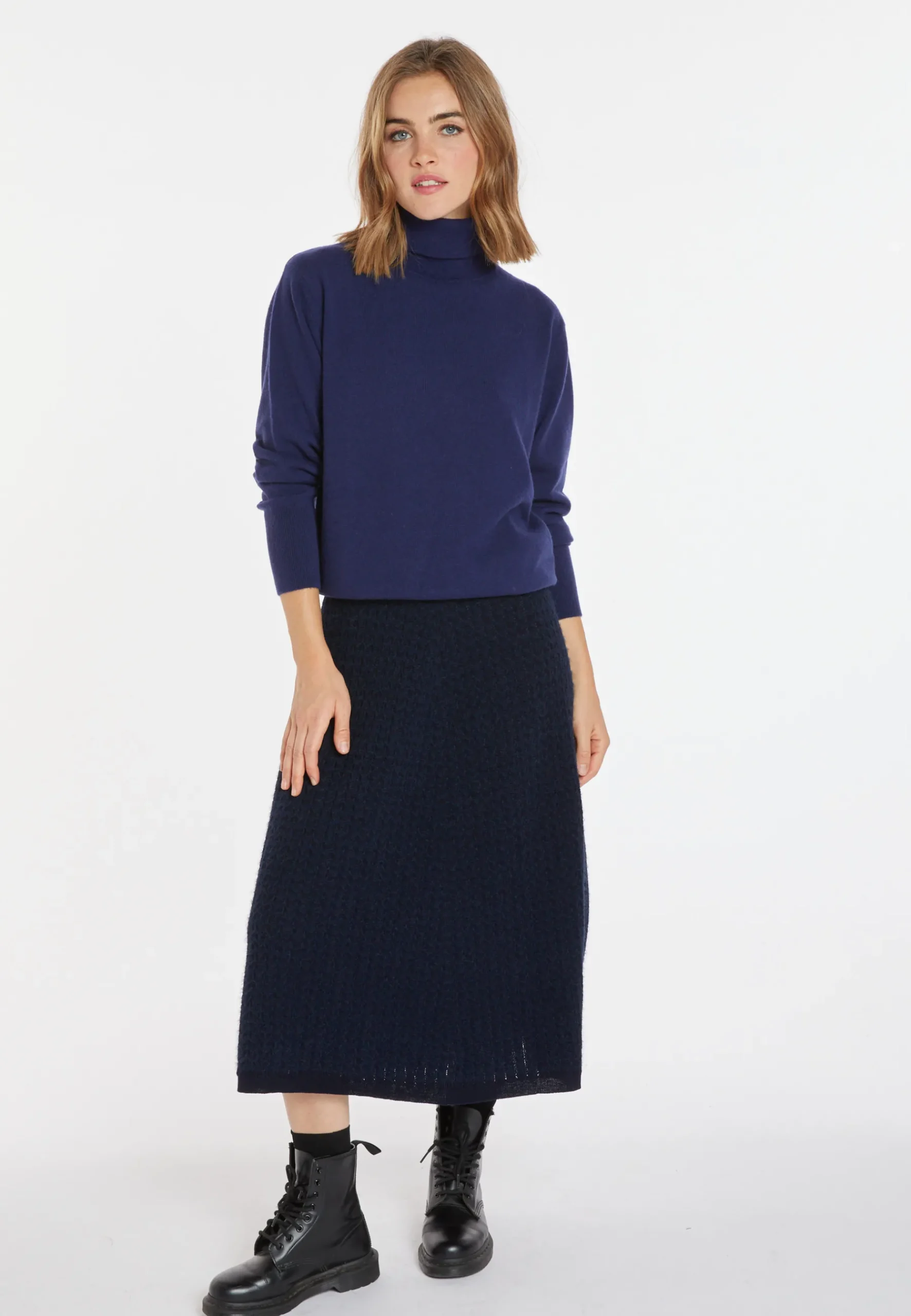Montagut Les Incontournables-Pull col roulé cachemire - Anabelle 03-Bleu foncé