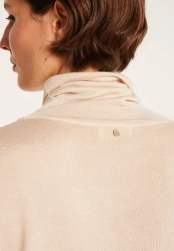 Montagut Pulls-Pull col roulé oversize en fibre de bambou cachemire - Heva 82-Ecru