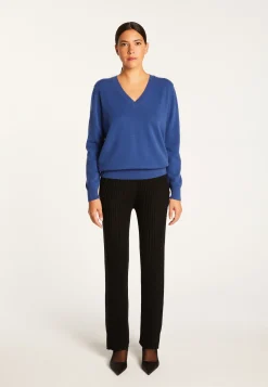 Montagut Les Incontournables-Pull col V en cachemire - Abel 48-Bleu roi