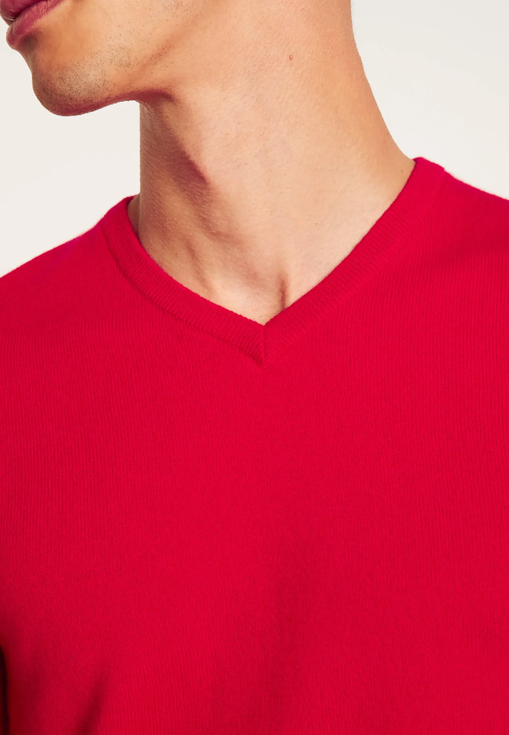 Montagut Pulls-Pull col V en cachemire - Evann 52-Rouge