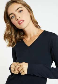 Montagut Pulls-Pull col V en laine - Arya 05-Bleu marine