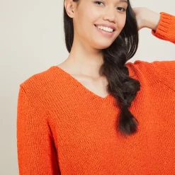 Montagut Les Incontournables-Pull col v en laine et soie - Blovis 15-Orange