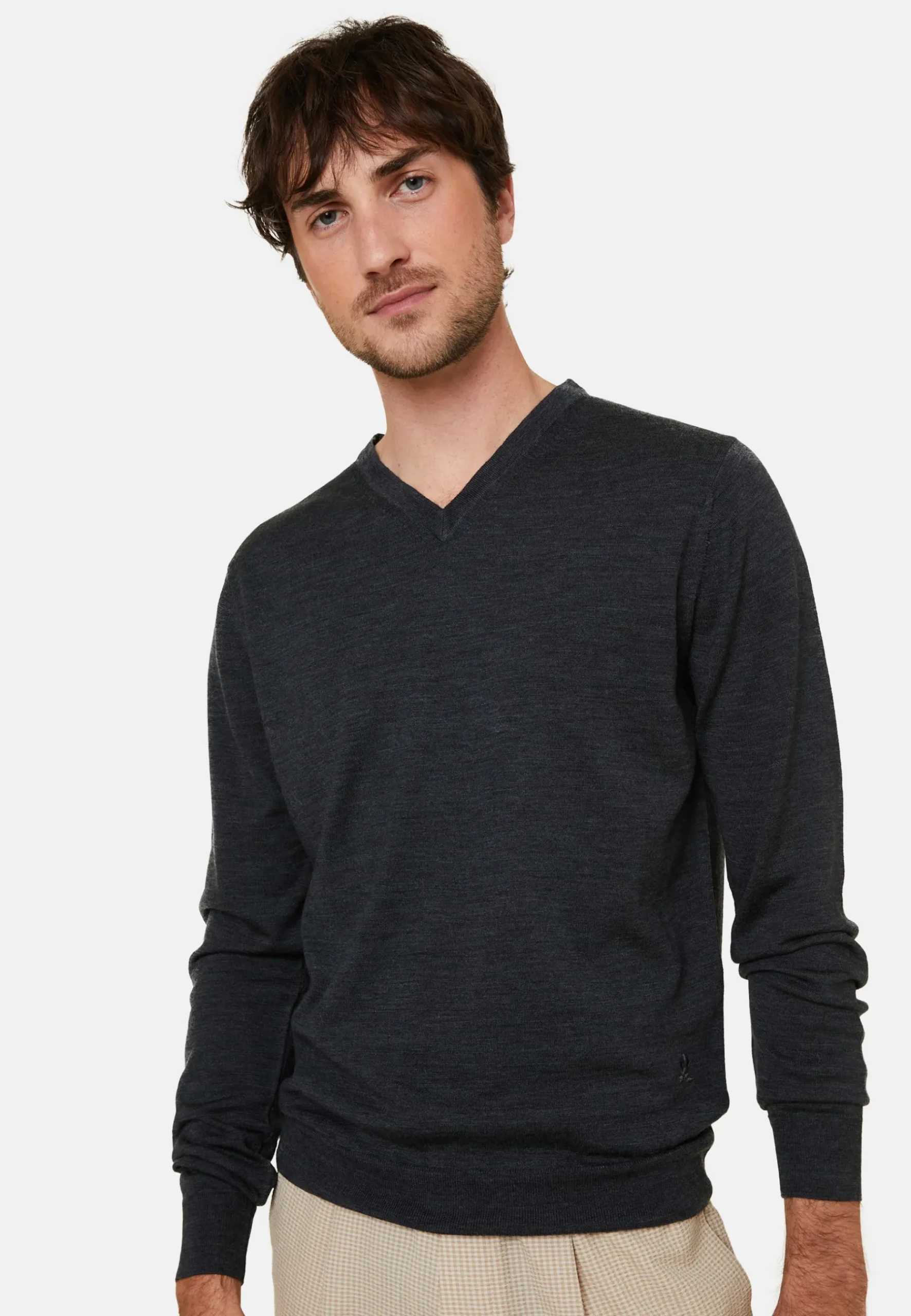 Montagut Pulls-Pull col V en laine mérinos - Elmo 78-Gris anthracite