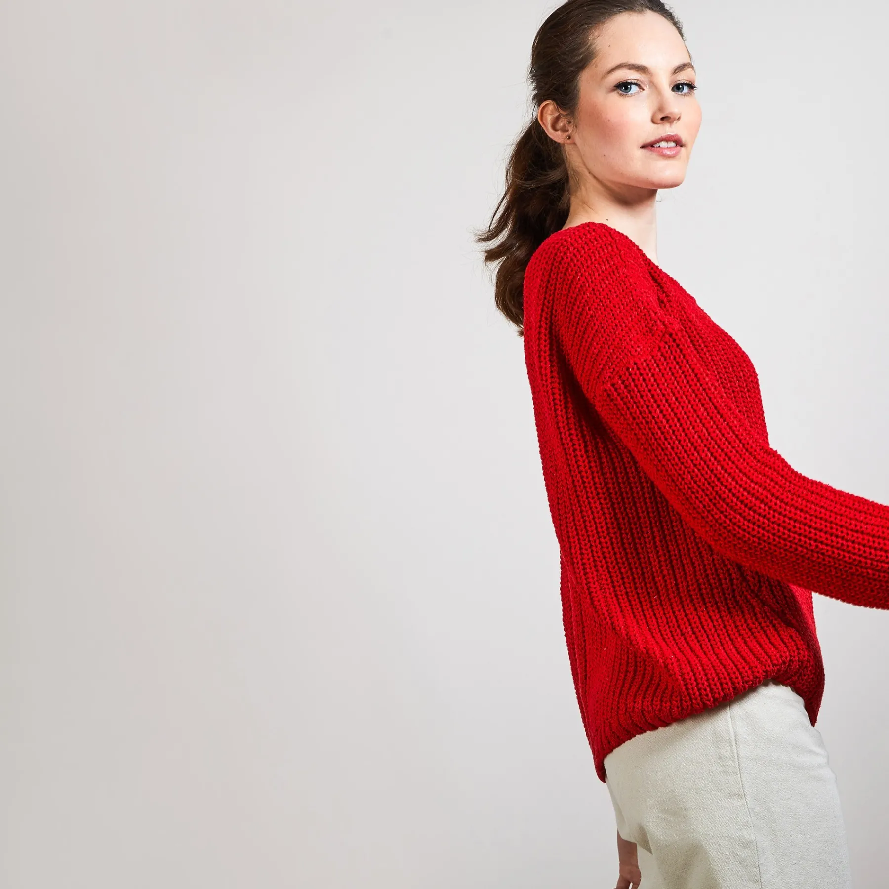 Montagut Pulls-Pull col V en maille côtelée - Bulle 52-Rouge