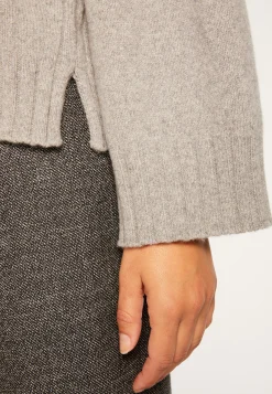 Montagut Les Incontournables-Pull court col rond en cachemire - Vicky 09-Gris moyen