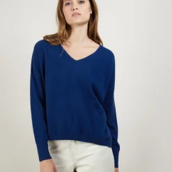 Montagut Les Incontournables-Pull court col V en cachemire avec poches - Balba 03-Bleu foncé