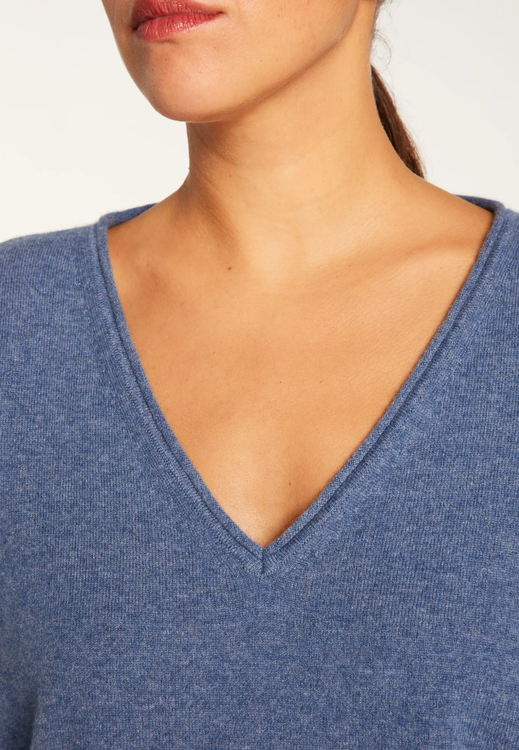 Montagut Les Incontournables-Pull court en cachemire - Alex 95-Bleu denim