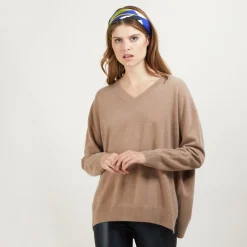 Montagut Les Incontournables-Pull en cachemire col V avec fentes - Brendao 46-Marron clair