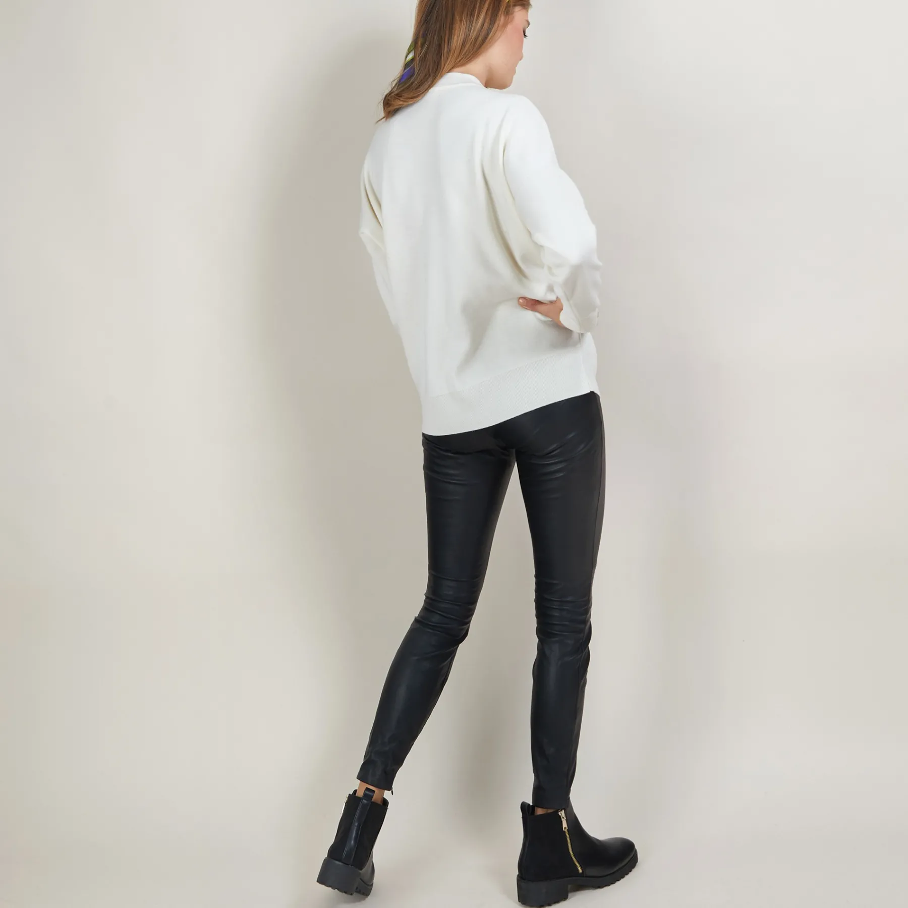 Montagut Pulls-Pull en laine boutons épaule - Gipsy 82-Ecru