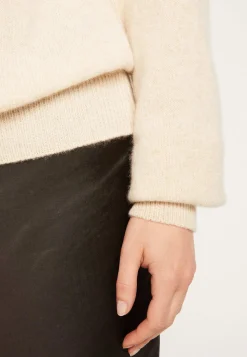 Montagut Pulls-Pull en laine et cachemire - Ramy 82-Ecru
