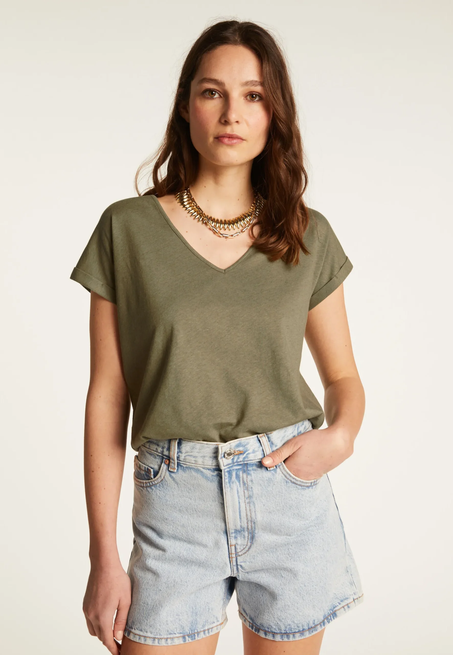 Montagut T-Shirts Et Débardeurs-T-shirt col V en coton - Dasha 83-Kaki