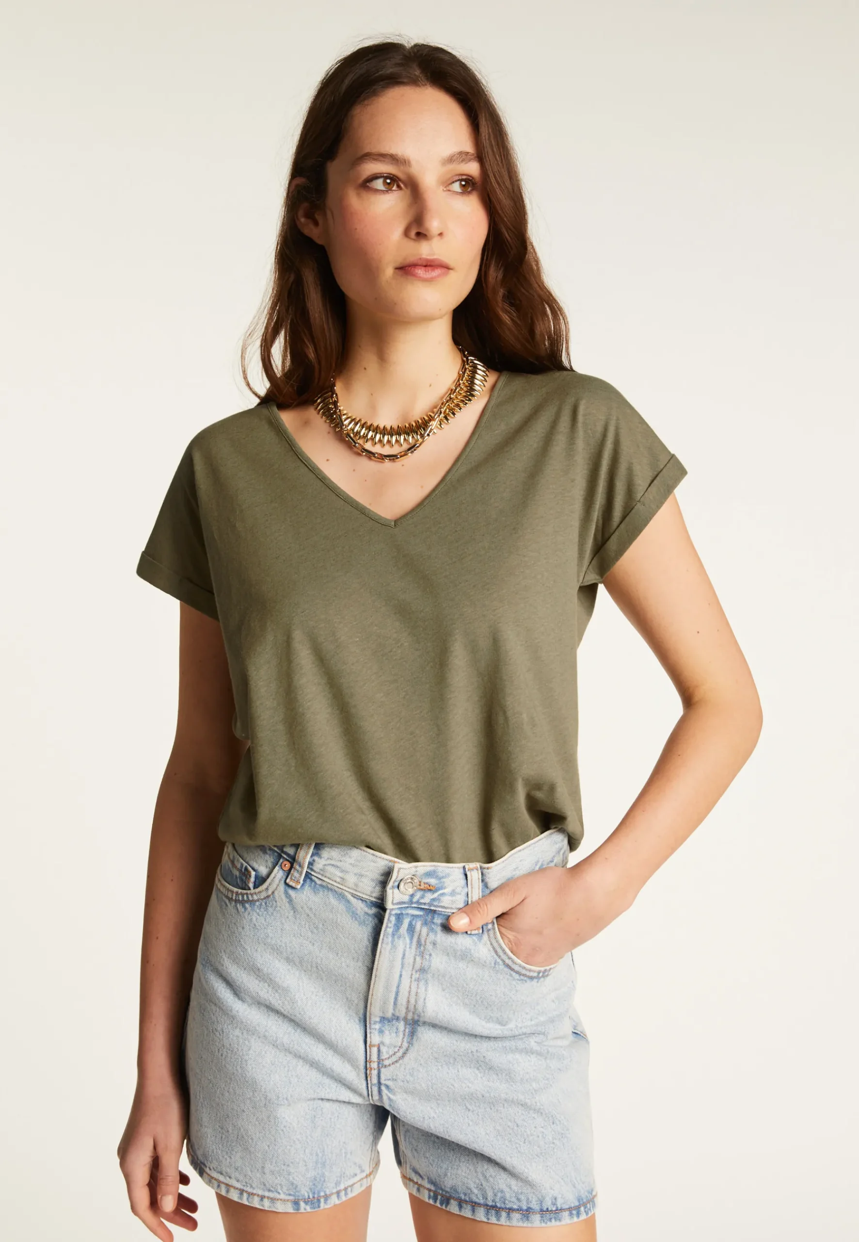 Montagut T-Shirts Et Débardeurs-T-shirt col V en coton - Dasha 83-Kaki