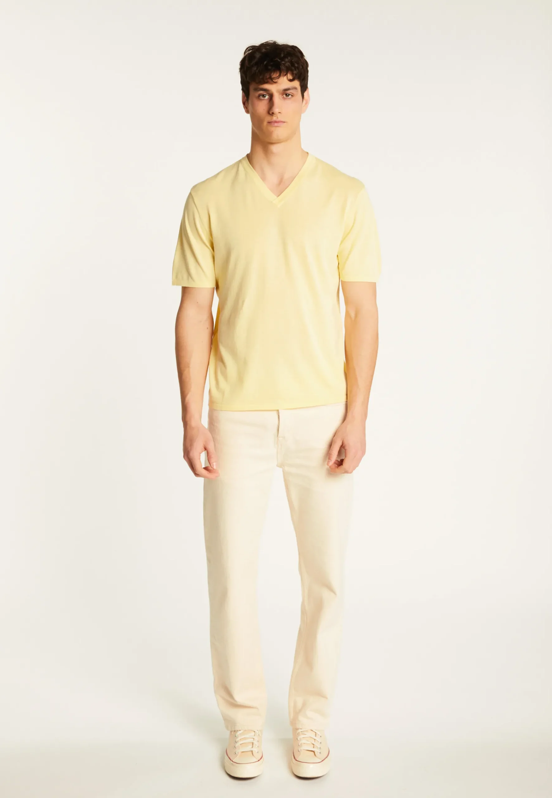 Montagut Polos Et T-Shirts-T-shirt col V en coton - Malo 08-Jaune