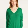 Montagut Les Incontournables-T-shirt col V en fibre de bambou cachemire - Aeline 22-Vert moyen
