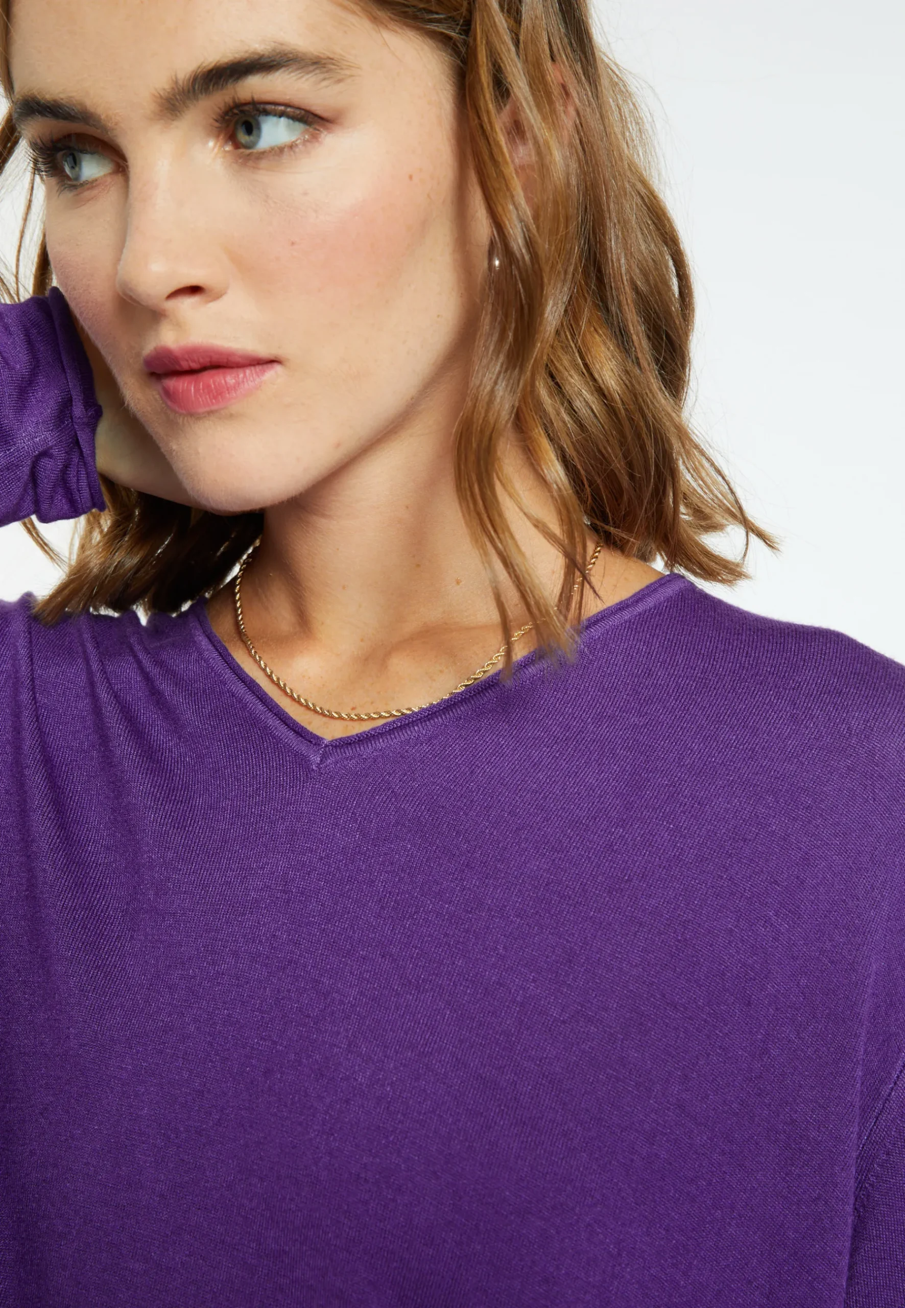 Montagut Les Incontournables-T-shirt col V en fibre de bambou cachemire - Aeline 17-Violet