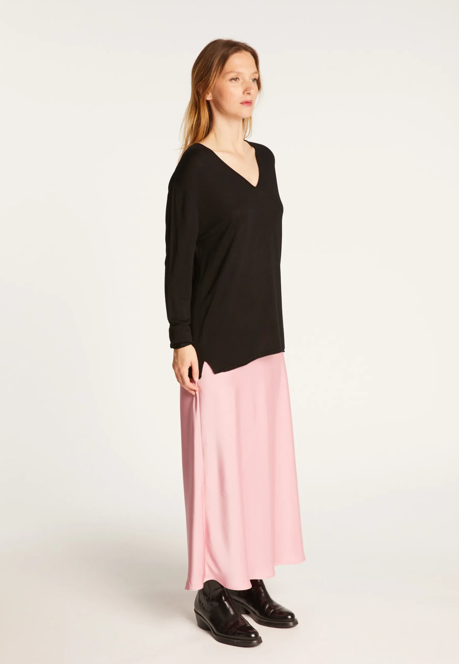 Montagut Les Incontournables-T-shirt col V en fibre de bambou cachemire - Aeline 01-Noir