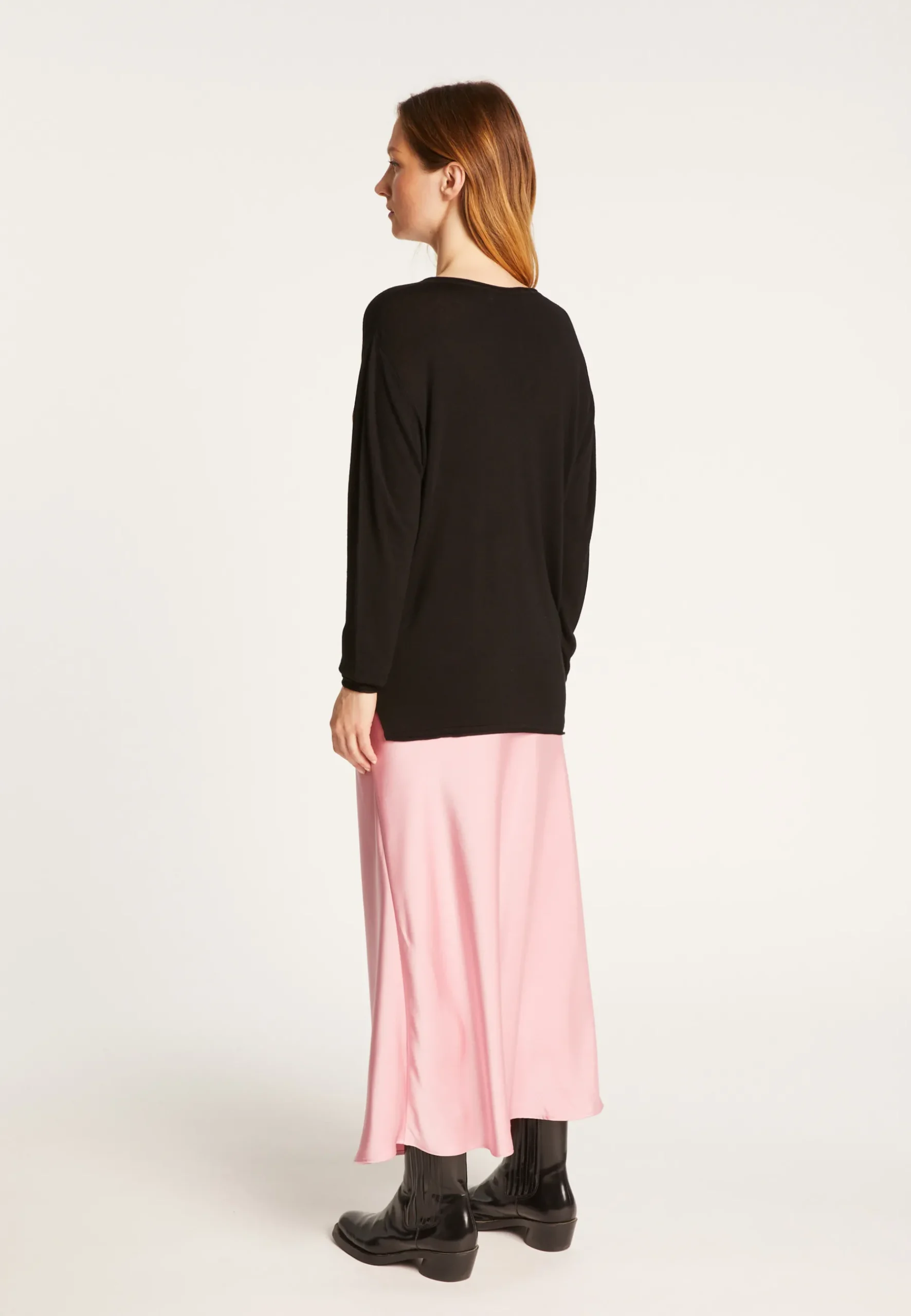 Montagut Les Incontournables-T-shirt col V en fibre de bambou cachemire - Aeline 01-Noir