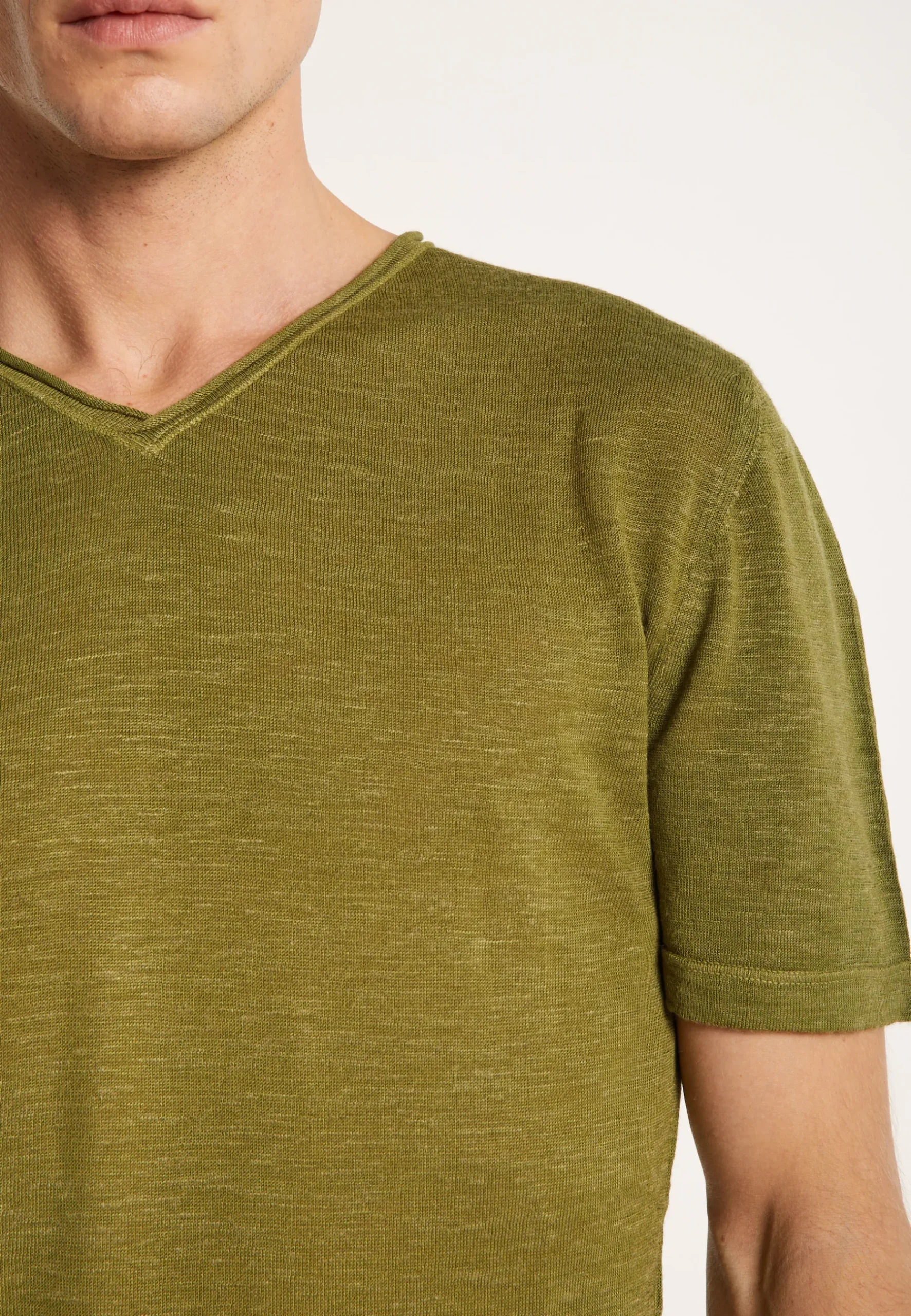 Montagut Polos Et T-Shirts-T-shirt col V en lin flammé - Reuben 83-Kaki