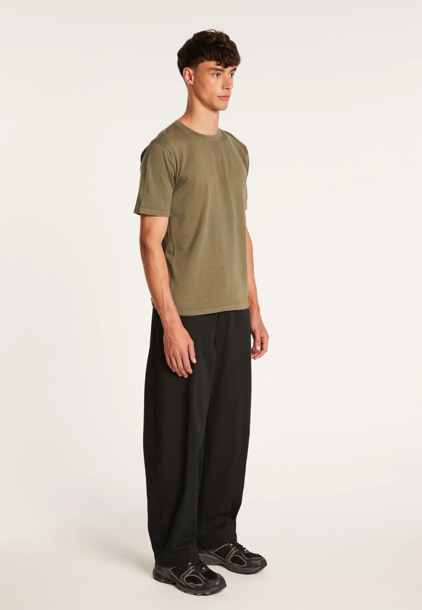 Montagut Polos Et T-Shirts-T-shirt en coton et soie - Lars 83-Kaki