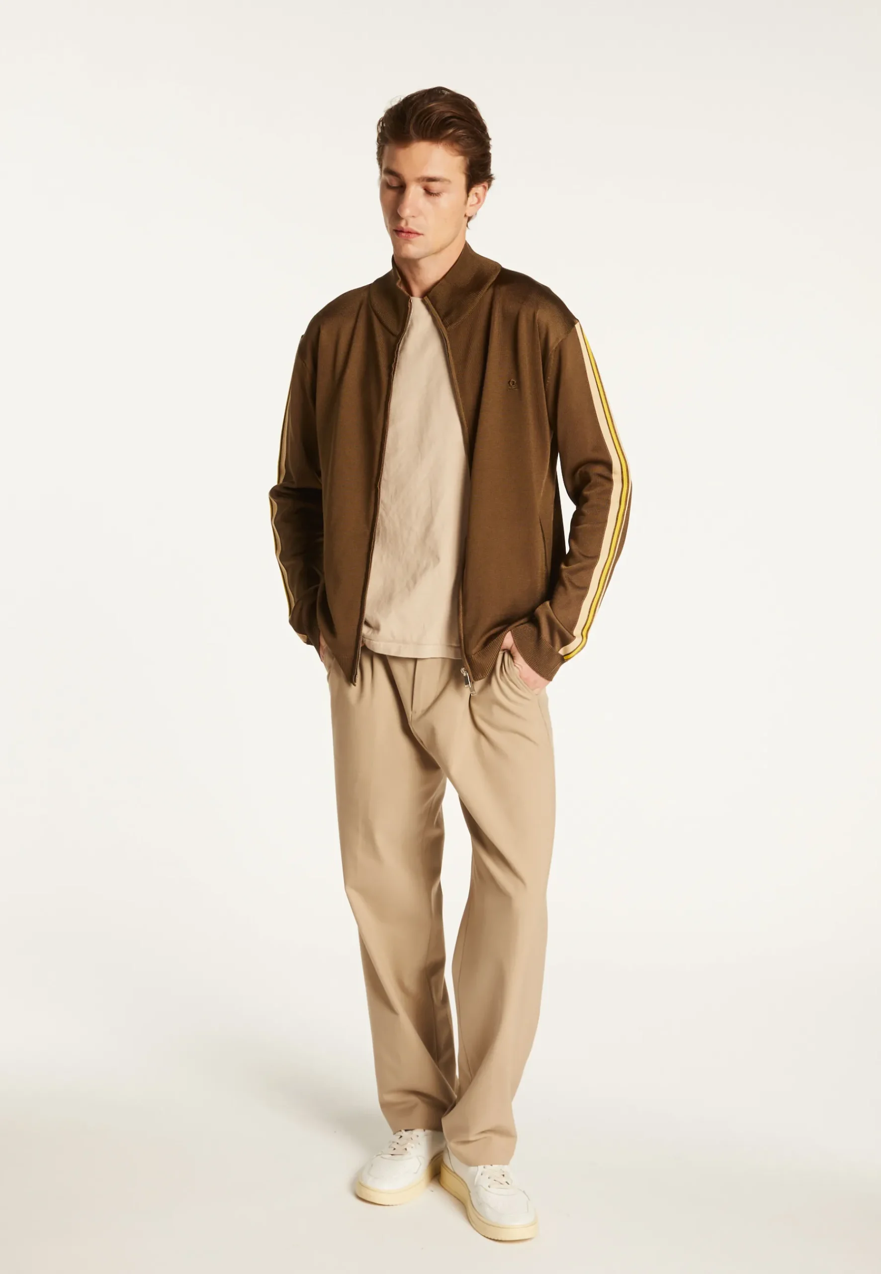 Montagut Vestes Et Cardigans-Veste zippée en fil lumière - Romuald 83-Kaki